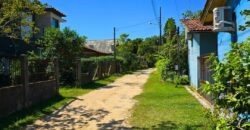 Casa a venda localizada no Bairro Alto Arroio, á beira da lagoa de Ibiraquera