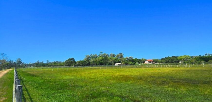 Vendo Sitio próximo as praias mais belas de Santa Catarina 
