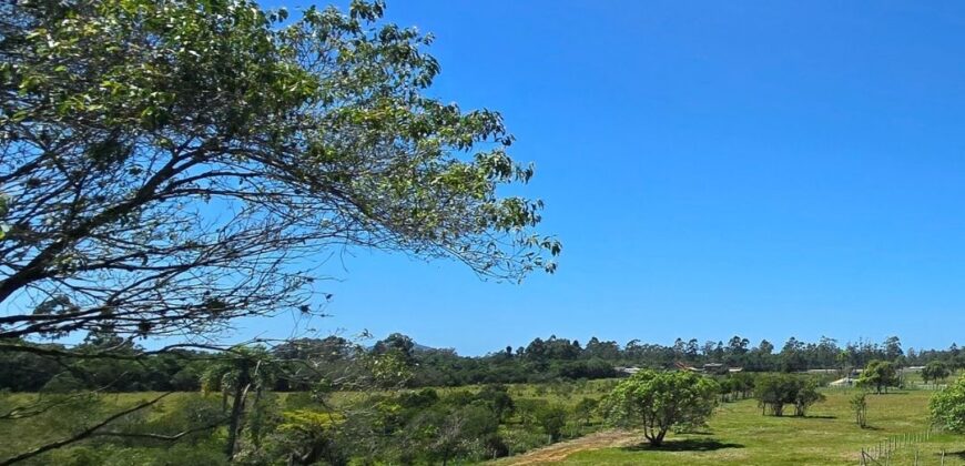 Vendo Sitio próximo as praias mais belas de Santa Catarina 