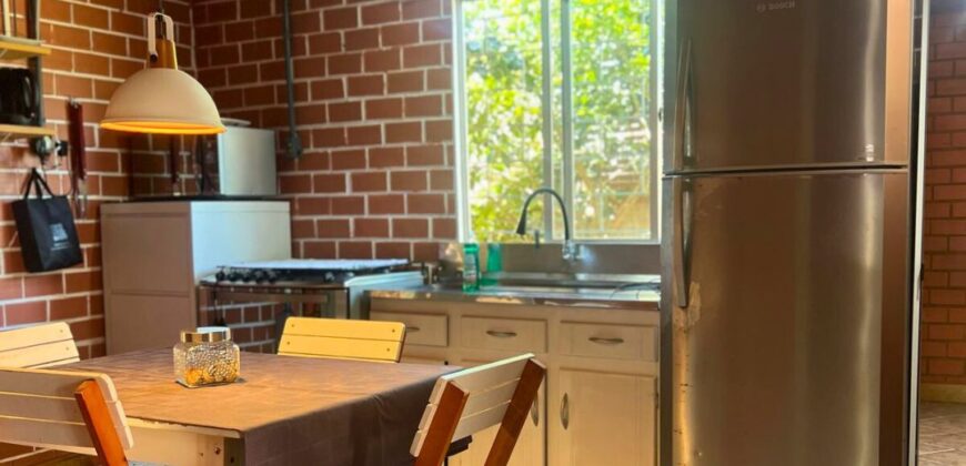 Bela casa em Imbituba, bairro Alto Arroio, á 500 metros ate lagoa de Ibiraquera 