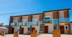 Sobrado a venda localizado na Ribanceira, á 800metros da Praia da Ribanceira.