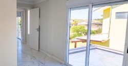 Sobrado a venda localizado na Ribanceira, á 800metros da Praia da Ribanceira.