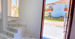 Sobrado a venda localizado na Ribanceira, á 800metros da Praia da Ribanceira.