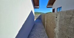 Casa em Imbituba localizada no bairro Alto Arroio, próximo a br 101