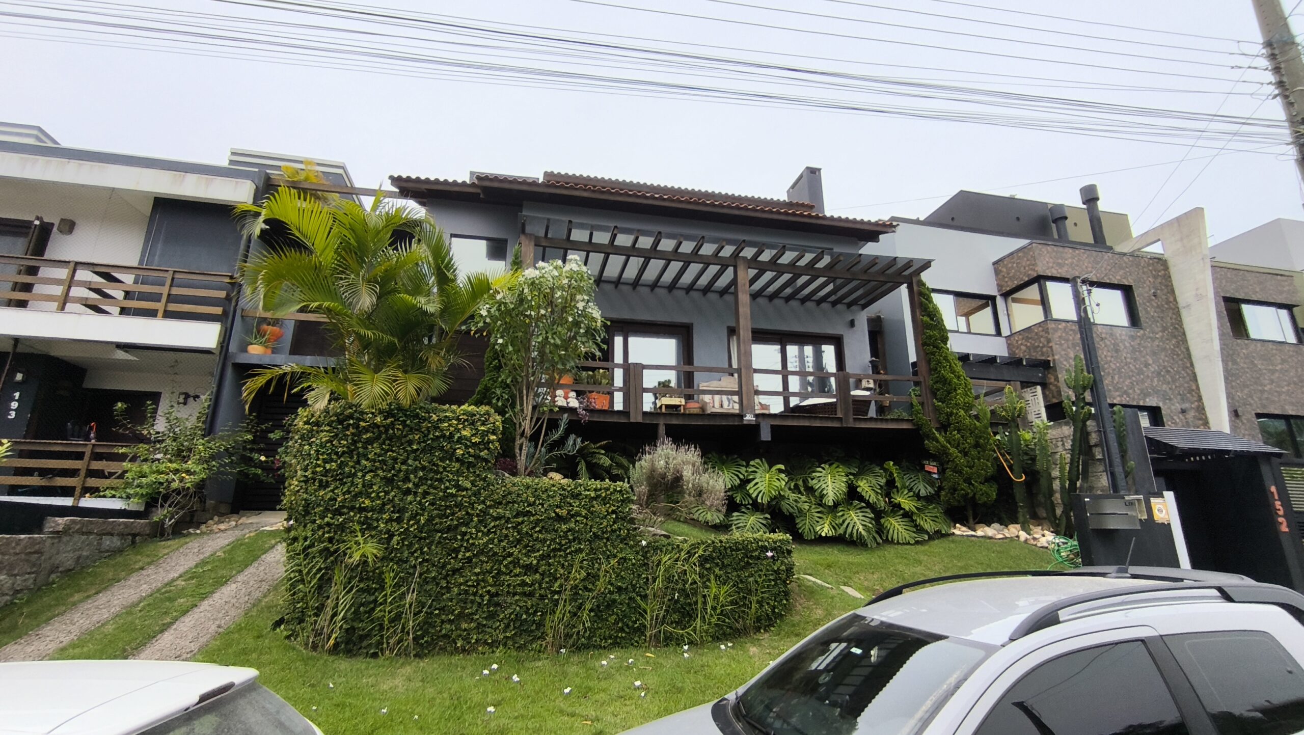 Casa no bairro Panorâmico com vista para o mar, Garopaba-SC.