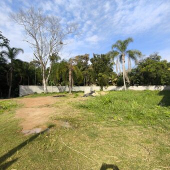 Terreno em Imbituba, no Loteamento Janaína a 80 metros até a lagoa de Ibiraquera
