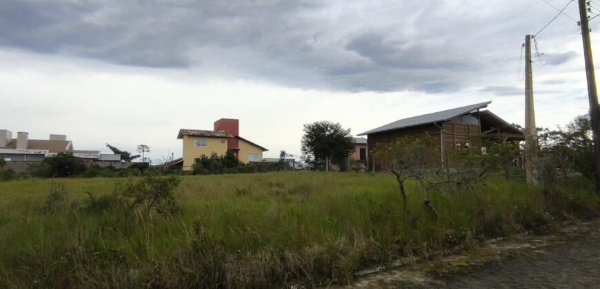 Terreno a venda no loteamento Awyra, localizado em Imbituba-SC