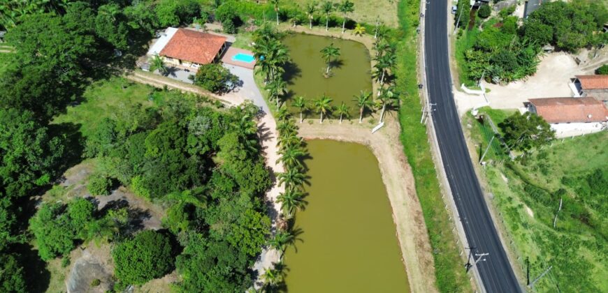 Sitio a venda com linda vista para a  Lagoa Imaruí, localizado em Imaruí-SC