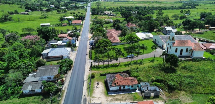 Sitio a venda com linda vista para a  Lagoa Imaruí, localizado em Imaruí-SC