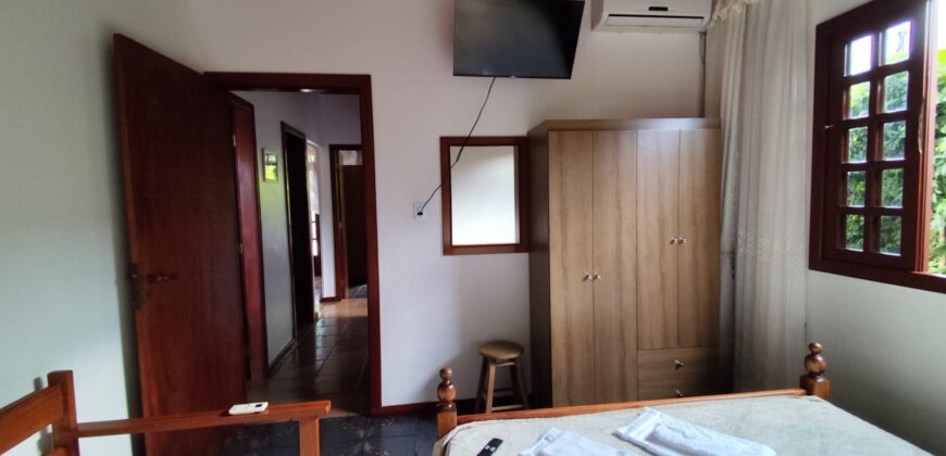 Casa em Imbituba, no bairro Alto Arroio a 600 metros até a lagoa de Ibiraquera