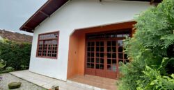 Casa em Imbituba, no bairro Alto Arroio a 600 metros até a lagoa de Ibiraquera