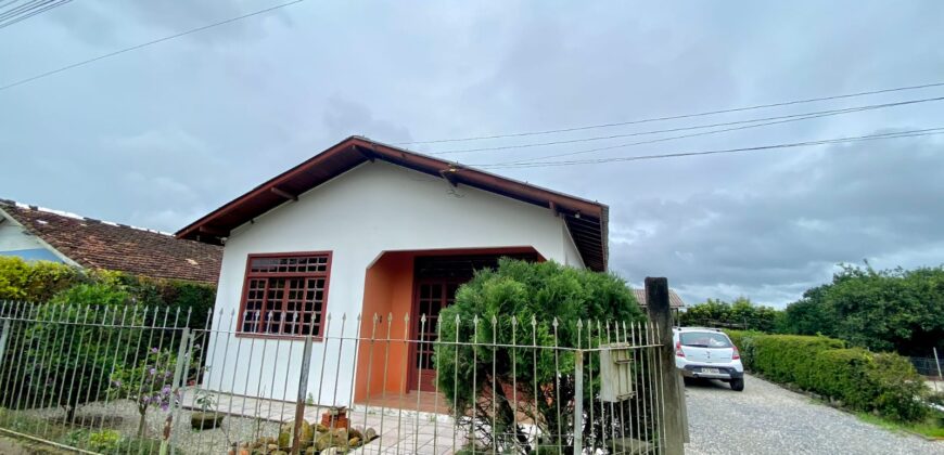 Casa em Imbituba, no bairro Alto Arroio a 600 metros até a lagoa de Ibiraquera