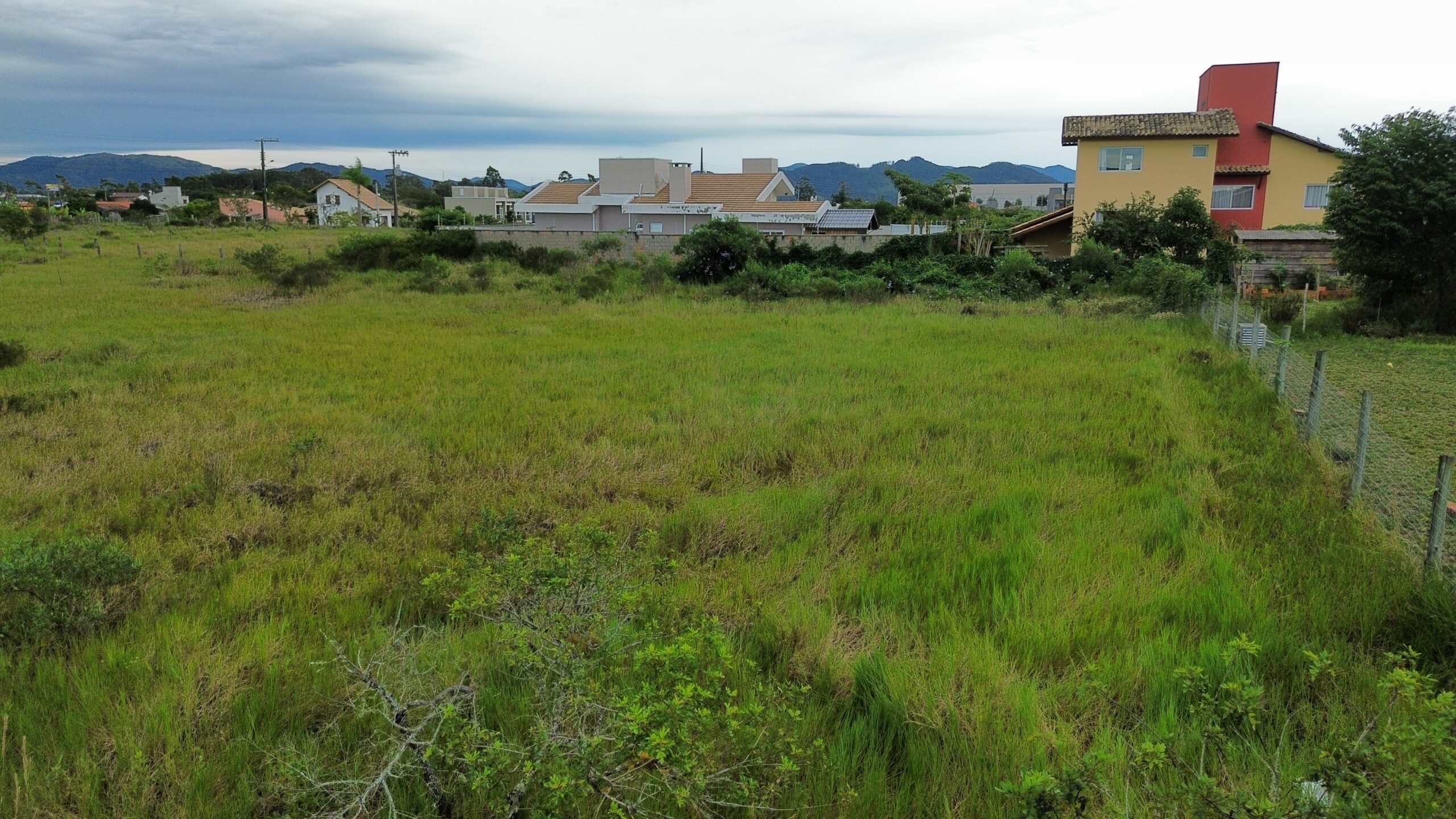 Terreno a venda no loteamento Awyra, localizado em Imbituba-SC