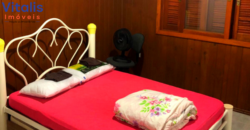Casa á venda em Imbituba, localizada no bairro Alto Arroio, á 500m até a lagoa de Ibiraquera e 6km até a Praia da Barra de Ibiraquera