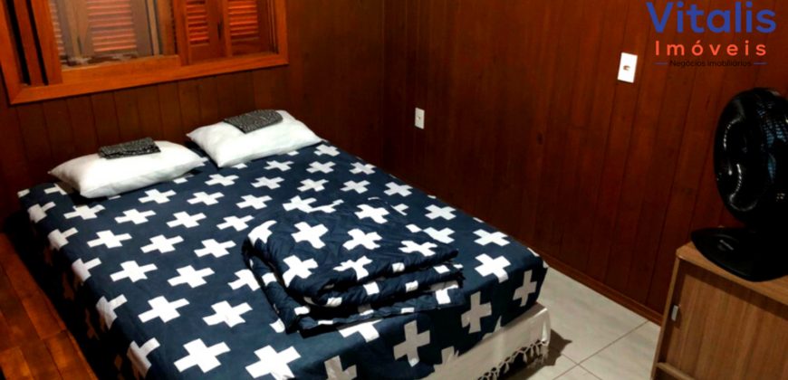 Casa á venda em Imbituba, localizada no bairro Alto Arroio, á 500m até a lagoa de Ibiraquera e 6km até a Praia da Barra de Ibiraquera