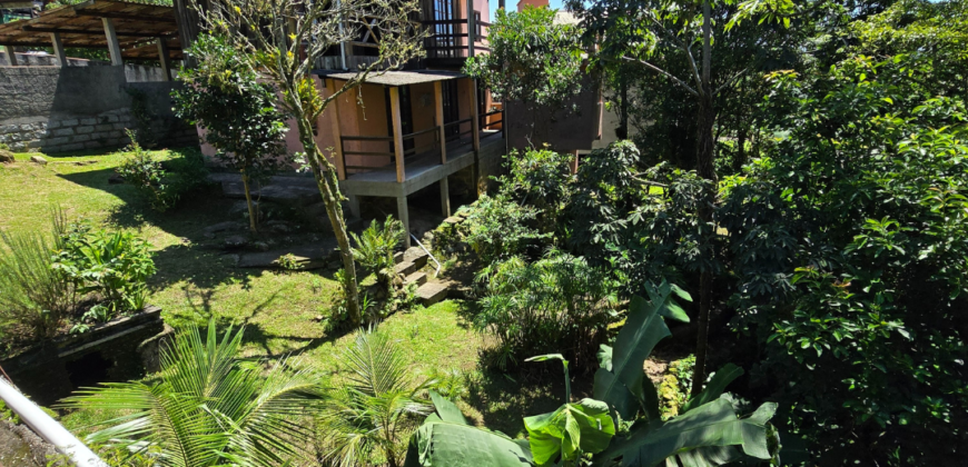 02 casas á venda situada na Praia da Gamboa -SC