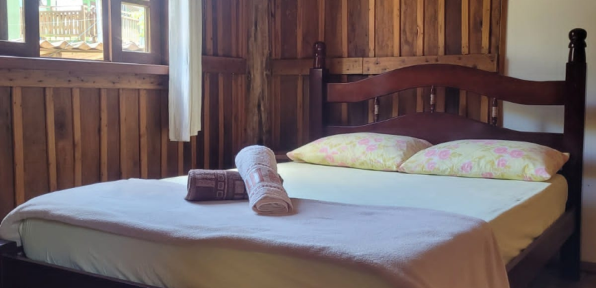 02 casas á venda situada na Praia da Gamboa -SC