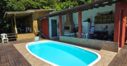 02 casas á venda situada na Praia da Gamboa -SC
