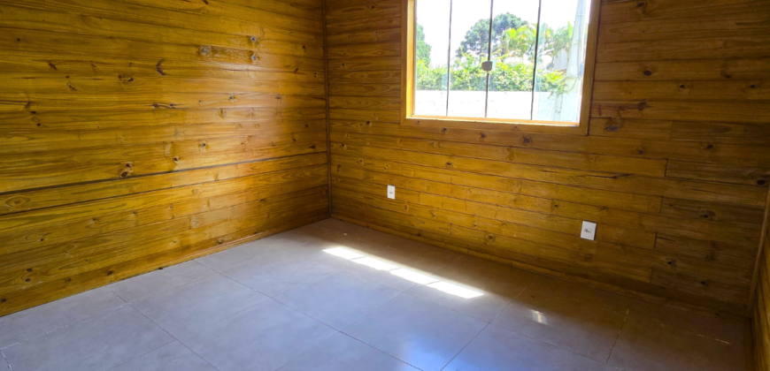 Casa em Imbituba localizada no bairro Alto Arroio á 500 metros até a lagoa de Ibiraquera