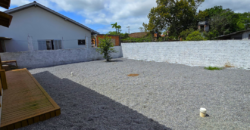 Casa em Imbituba localizada no bairro Alto Arroio á 500 metros até a lagoa de Ibiraquera