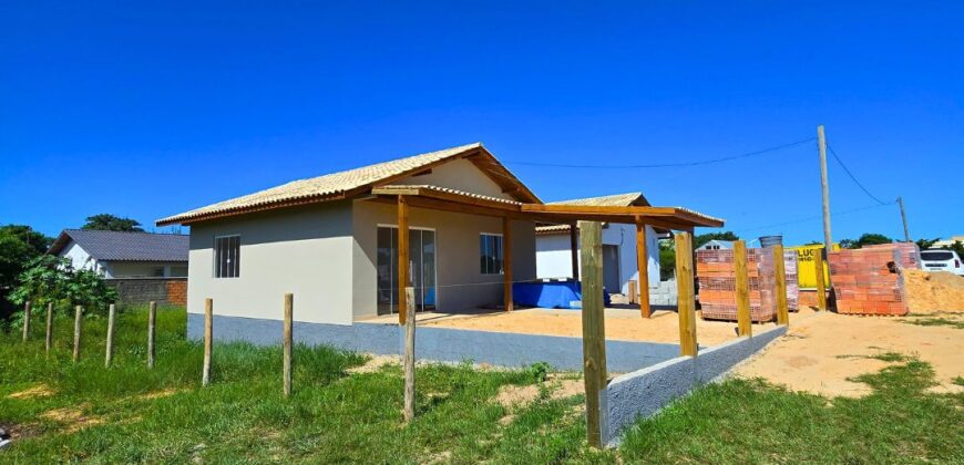 Casa em Imbituba localizada no bairro Alto Arroio á 600 metros ate a lagoa