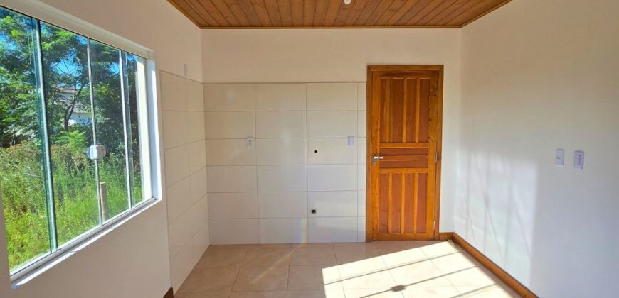 Casa em Imbituba localizada no bairro Alto Arroio á 600 metros ate a lagoa