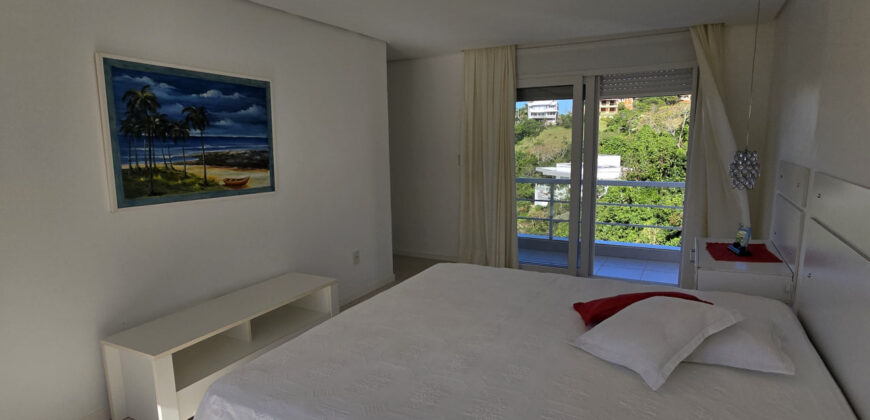 Casa à Venda no Condomínio Residencial Mar Azul, Garopaba-SC