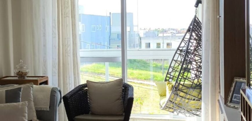 Apartamento com vista para o mar, no Residencial Mirante do Atlântico, situado na bairro Village em Imbituba