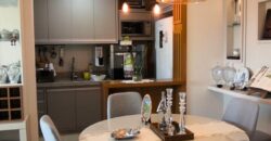 Apartamento com vista para o mar, no Residencial Mirante do Atlântico, situado na bairro Village em Imbituba