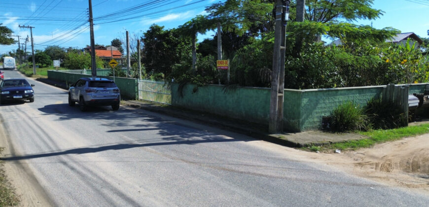Terreno a venda no bairro Alto Arroio, Imbituba-SC.
