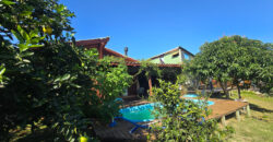 🏡 Casa na Ibiraquera – Perto da Lagoa, com Piscina e Terreno Amplo!