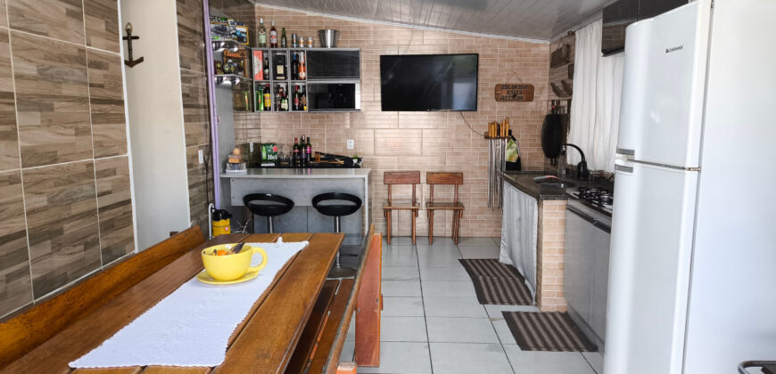 Casa no Alto Arroio beira da BR 101
