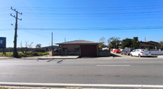 Casa no Alto Arroio beira da BR 101