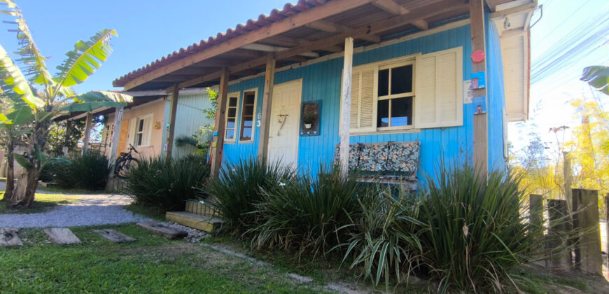 🏡 Oportunidade Única em Garopaba/SC – Duas Casas no Bairro Campo Duna!