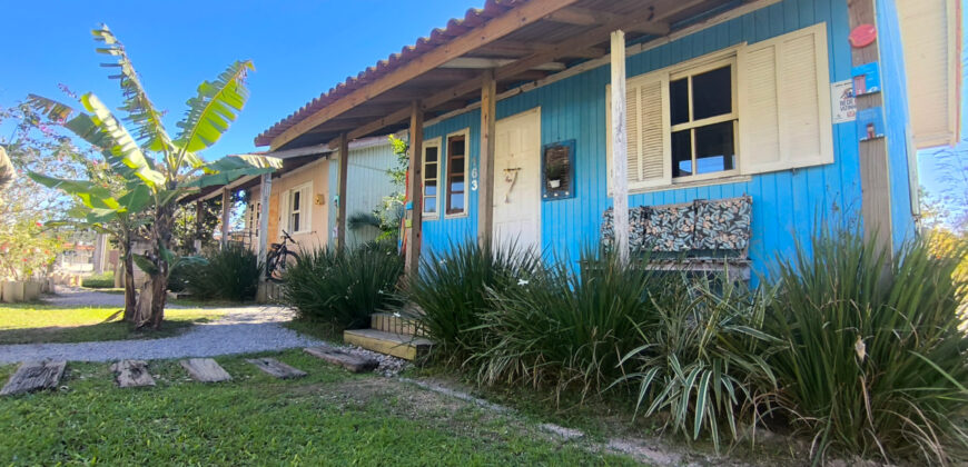 🏡 Oportunidade Única em Garopaba/SC – Duas Casas no Bairro Campo Duna!