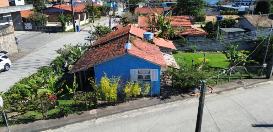 🏡 Oportunidade Única em Garopaba/SC – Duas Casas no Bairro Campo Duna!