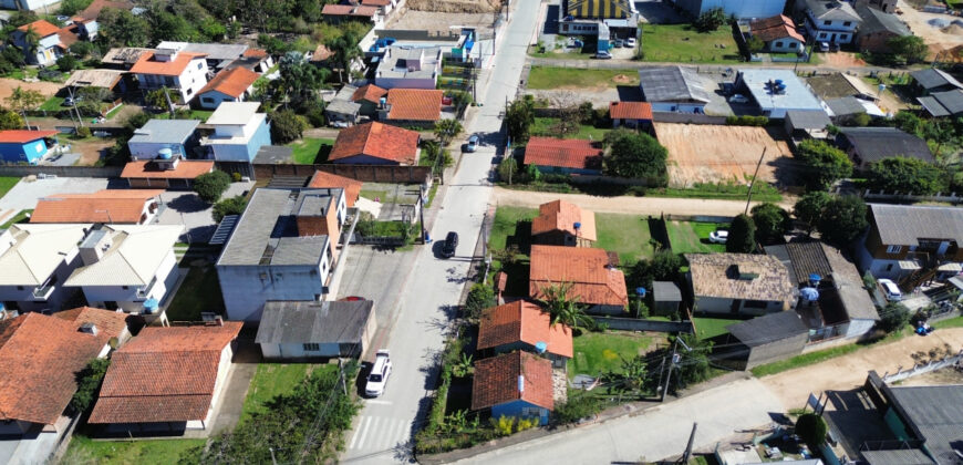 🏡 Oportunidade Única em Garopaba/SC – Duas Casas no Bairro Campo Duna!