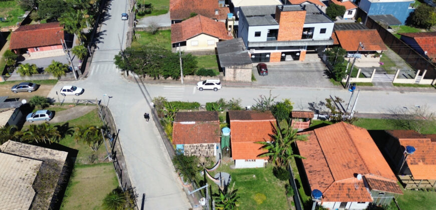 🏡 Oportunidade Única em Garopaba/SC – Duas Casas no Bairro Campo Duna!