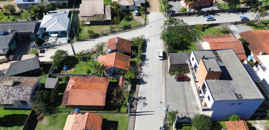 🏡 Oportunidade Única em Garopaba/SC – Duas Casas no Bairro Campo Duna!