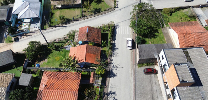 🏡 Oportunidade Única em Garopaba/SC – Duas Casas no Bairro Campo Duna!