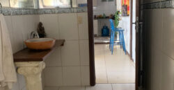 Casa na Praia do Rosa, á 400 metros da SurfLand Brasil 