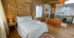 Casa à Venda na Beira da Lagoa Doce – Vista Privilegiada!