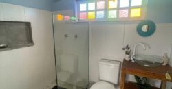 Casa à Venda na Beira da Lagoa Doce – Vista Privilegiada!