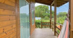 Casa à Venda na Beira da Lagoa Doce – Vista Privilegiada!