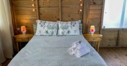 Casa à Venda na Beira da Lagoa Doce – Vista Privilegiada!