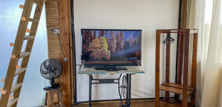 Casa à Venda na Beira da Lagoa Doce – Vista Privilegiada!