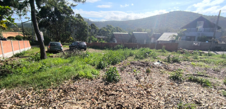 Terreno a Ribanceira, á 2km da Praia