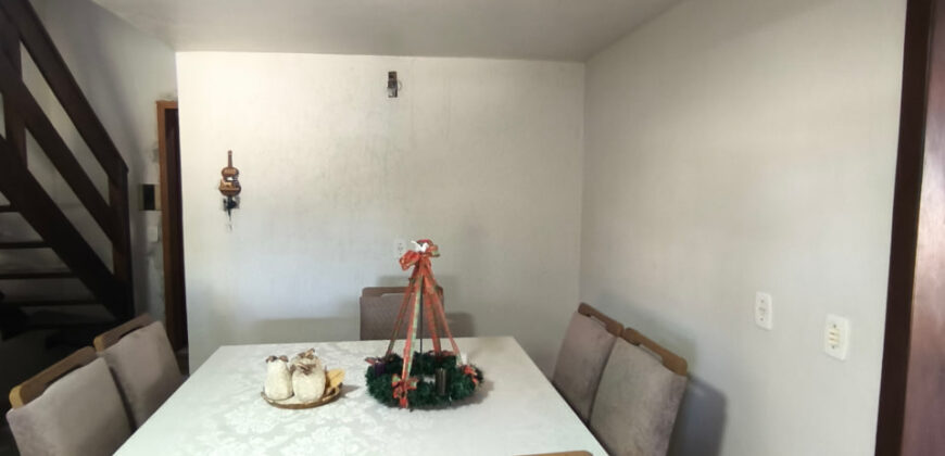 Casa a venda no Alto Arroio, 400 metros da lagoa
