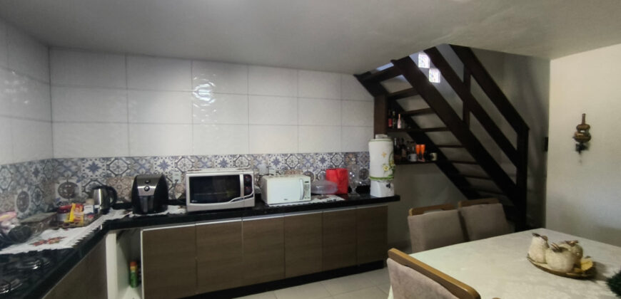 Casa a venda no Alto Arroio, 400 metros da lagoa