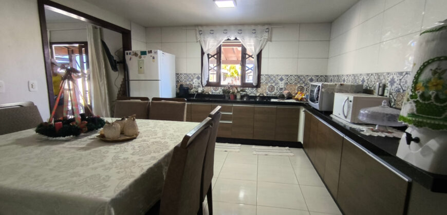 Casa a venda no Alto Arroio, 400 metros da lagoa